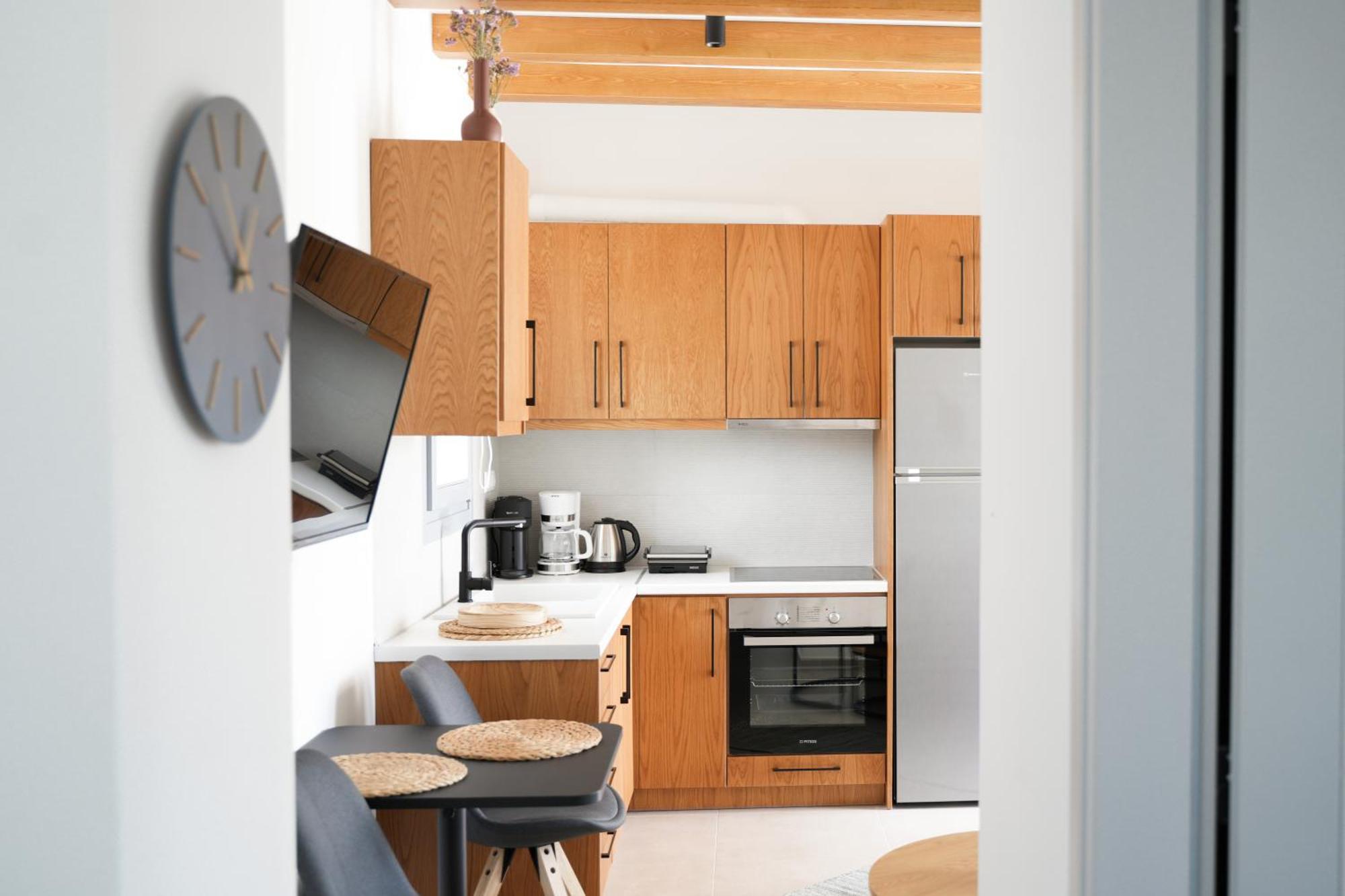 Pyrra Apartment *