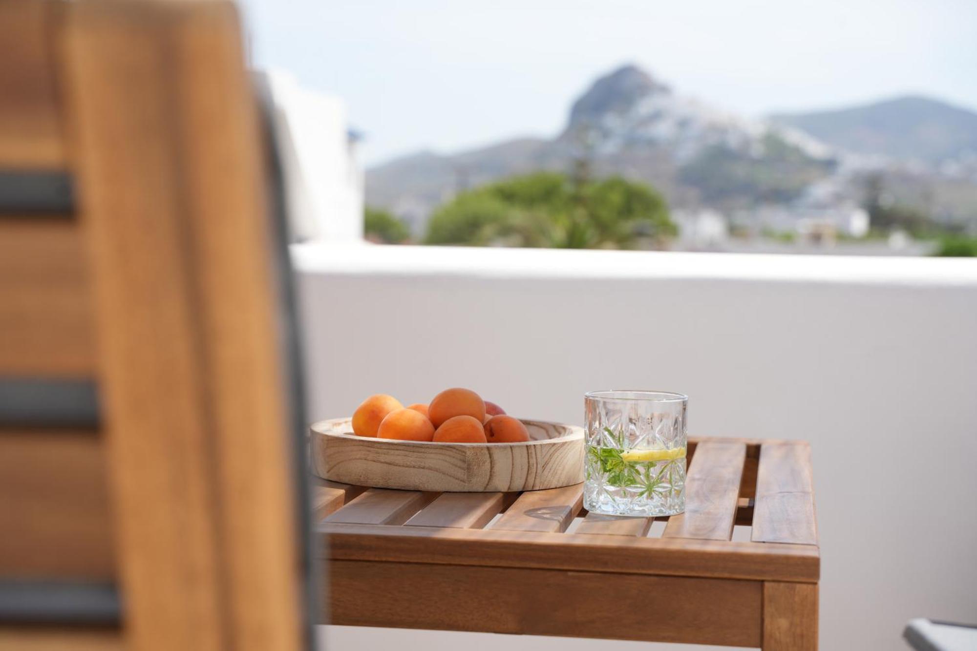 Pyrra Apartment Skyros