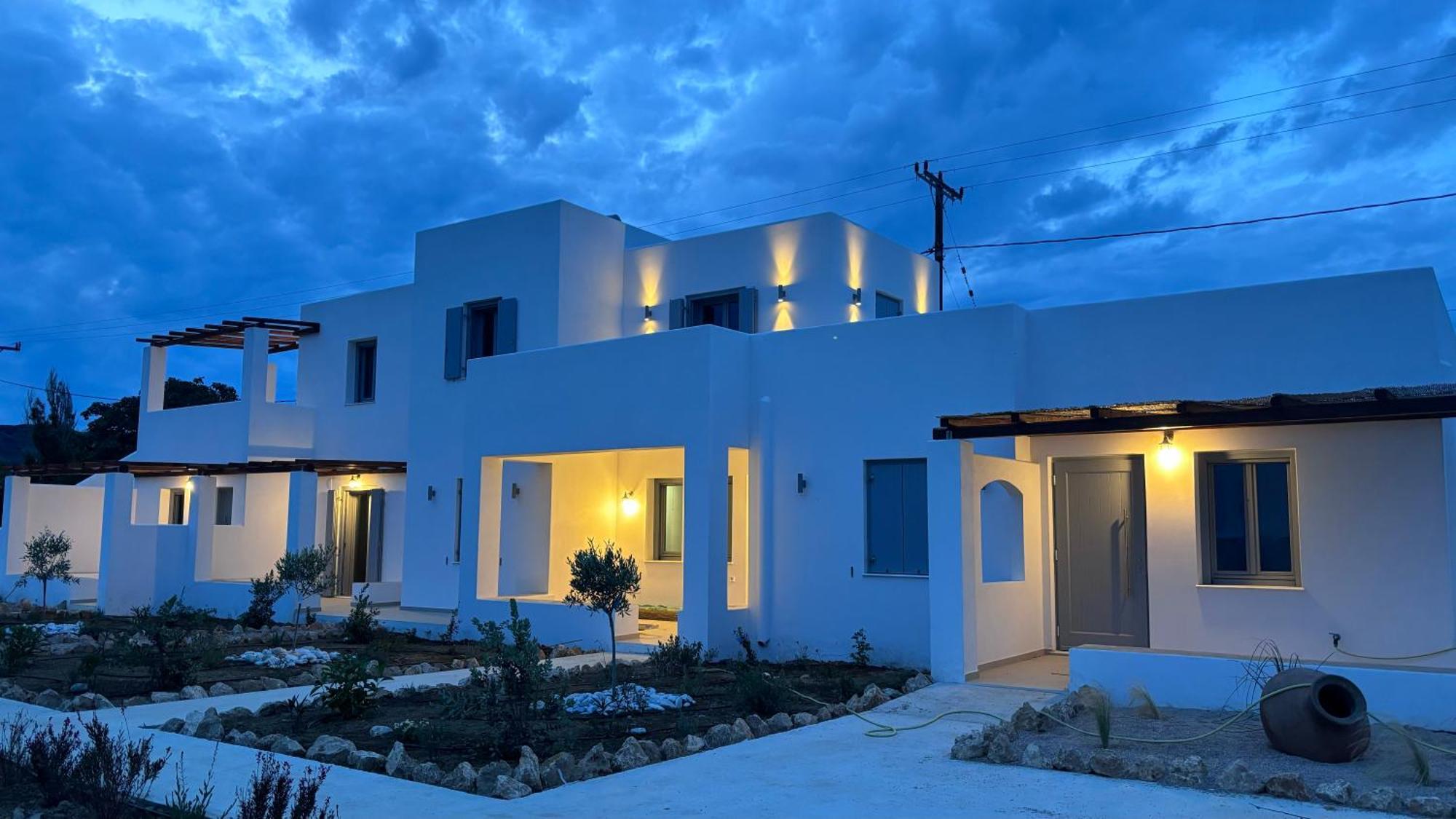 Pyrra * Skyros